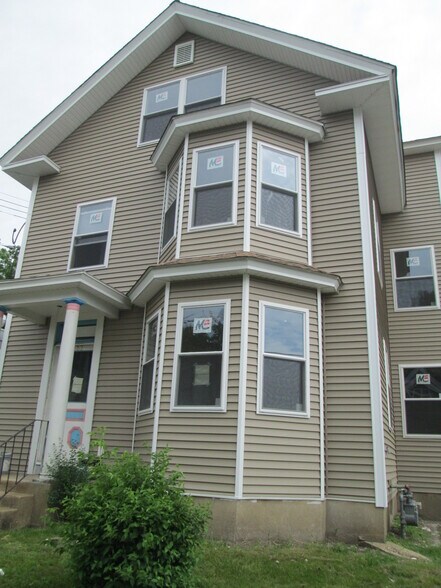 237 Valley - 237 Valley St