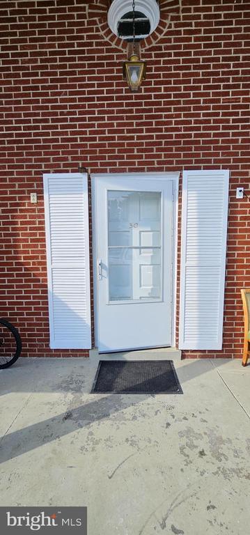 Building Photo - 2645 Valley Ave