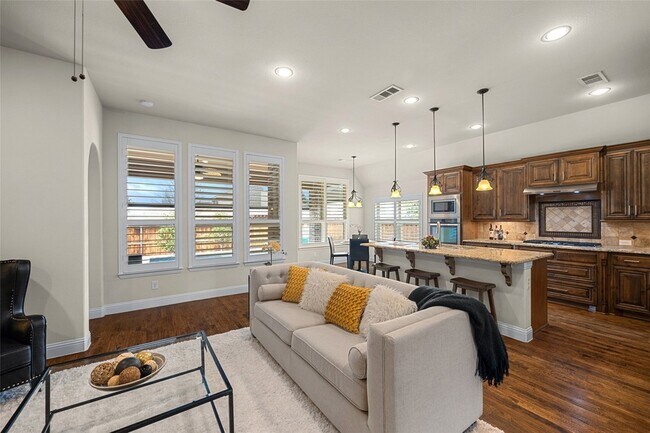Building Photo - 864 Gaited Trail