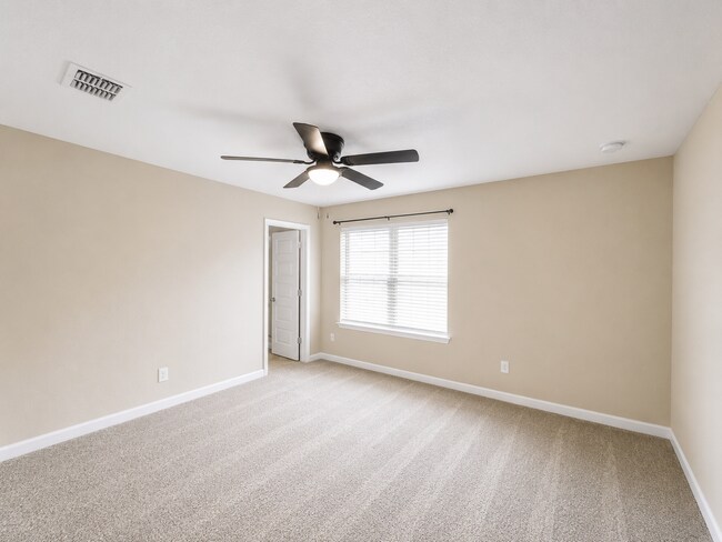 Building Photo - St. Hedwig Home with Game Room & Community Amenities - Realtor Commission: $500