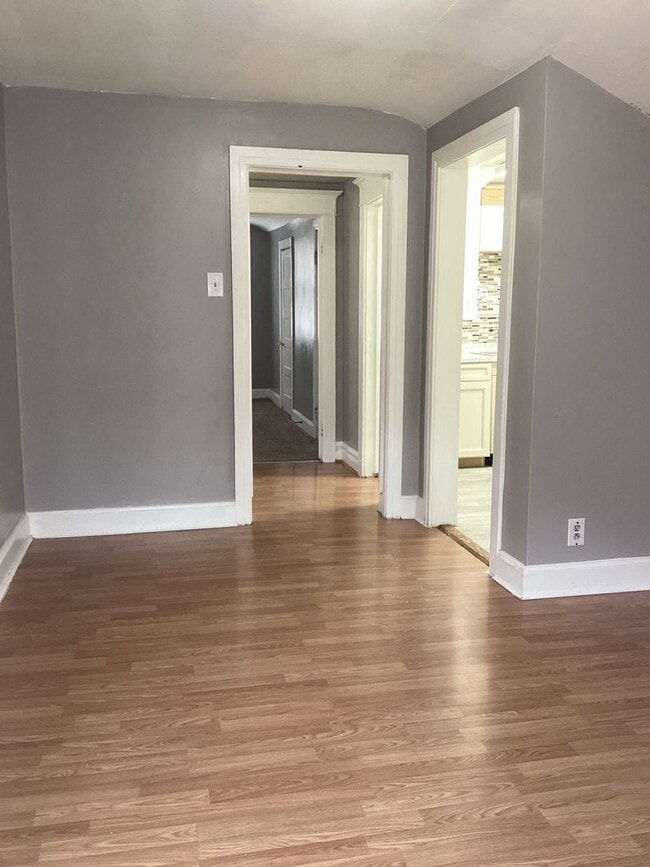 Building Photo - 248-250 E. Main St