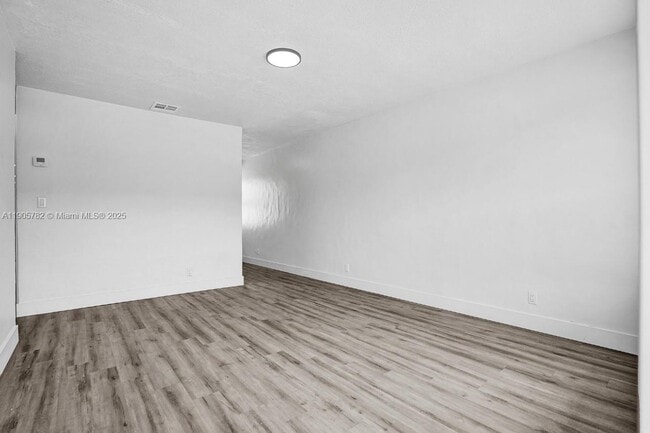 Building Photo - 1300 NE 2nd Ave