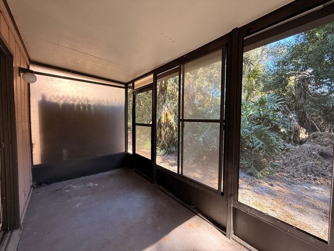 Building Photo - 2 Bedroom located in Winter Springs