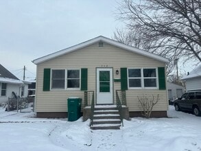 Building Photo - 712 Geyer Ave