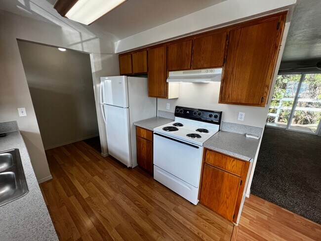 Building Photo - 210-220 N 2nd St