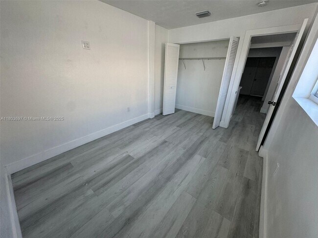 Building Photo - 720 NW 56th St