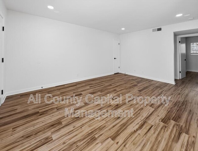 Building Photo - 3432 Willowrun Dr