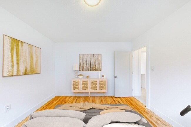 Building Photo - 14 Olney St