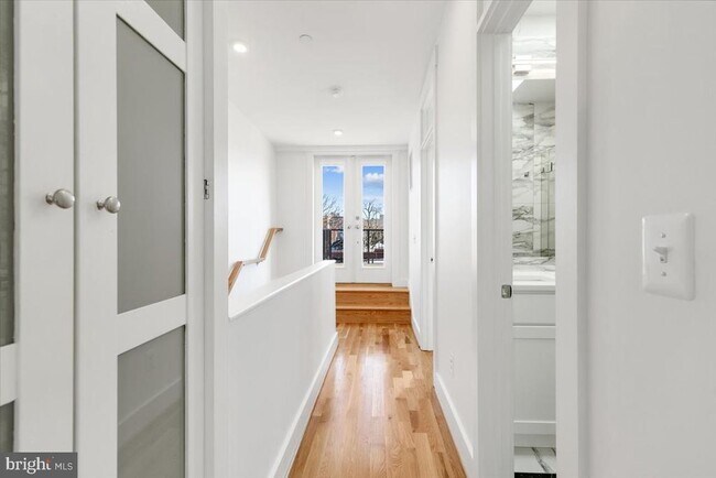 Building Photo - 3169 18th St NW