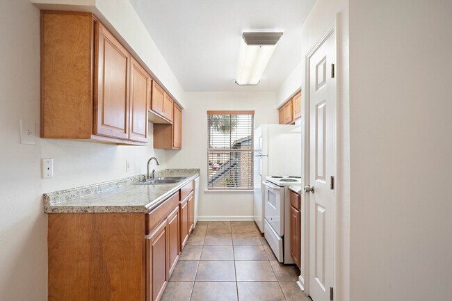 Building Photo - 2828 61st St