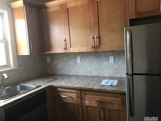 Building Photo - 3816 Ocean Ave