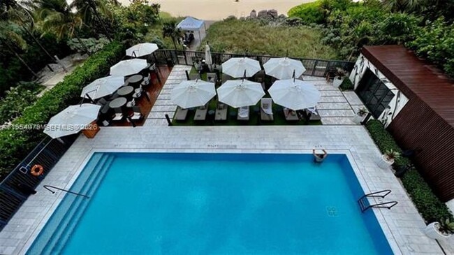 Building Photo - 17141 Collins Ave