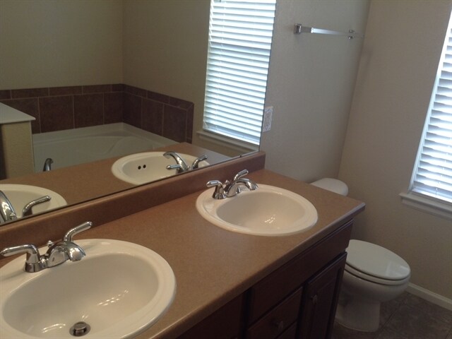 Building Photo - 4274 Prairie Dr