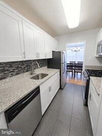 Building Photo - 301 N Beauregard St