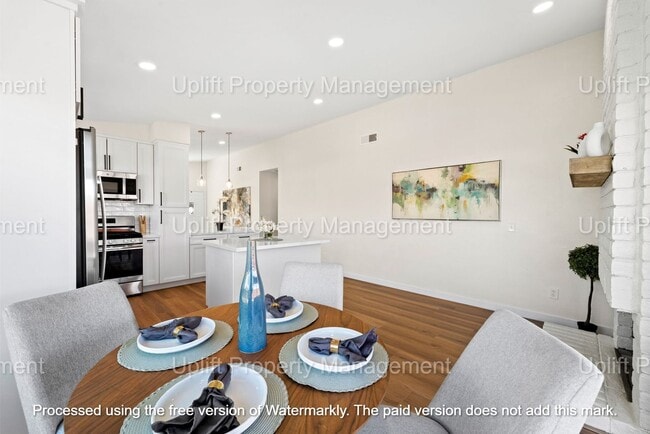 Building Photo - BEAUTIFUL 4 BED 2 BATH WITH ATTACHED 2 CAR...