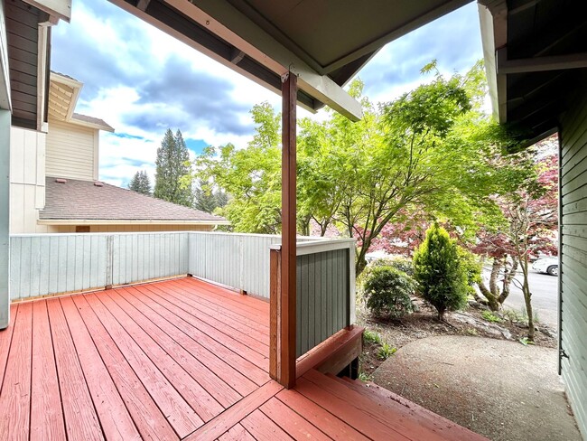 Building Photo - Serene 3 Bed, 2 Bath Gem!