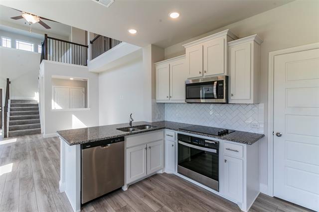 Building Photo - 901 King St