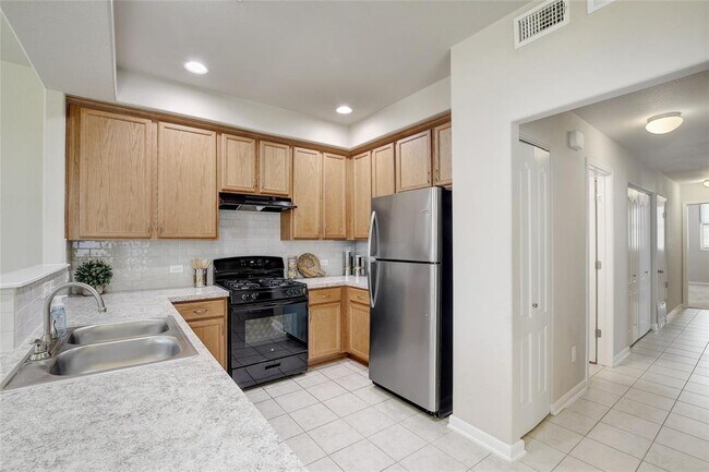 Building Photo - 524 Ferrule Dr