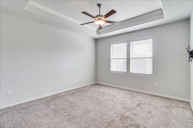 Building Photo - 8010 Calma St