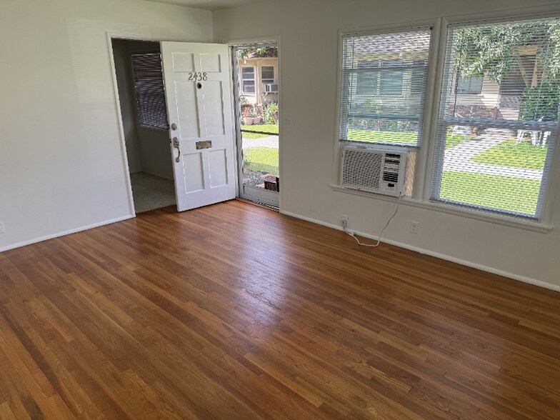 Building Photo - 2438 E Washington Blvd