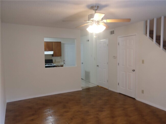 Building Photo - 665 N Betty Jo Dr