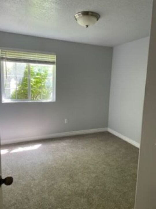 Building Photo - 3959 W Romney Park Dr
