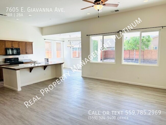 Building Photo - 7605 E Giavanna Ave