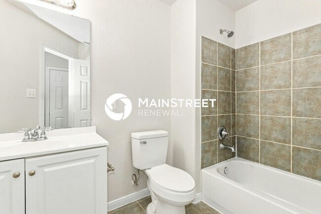 Building Photo - 4 Bedroom Pet-Friendly Home in Conroe, TX with Main Street Renewal