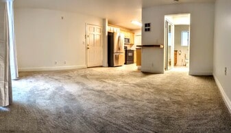 Building Photo - 2850 Reynard Way 21