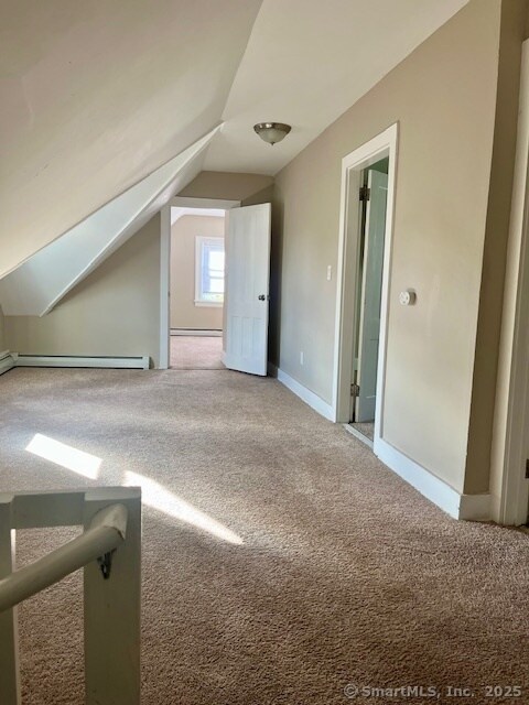 Building Photo - 768 Iranistan Ave