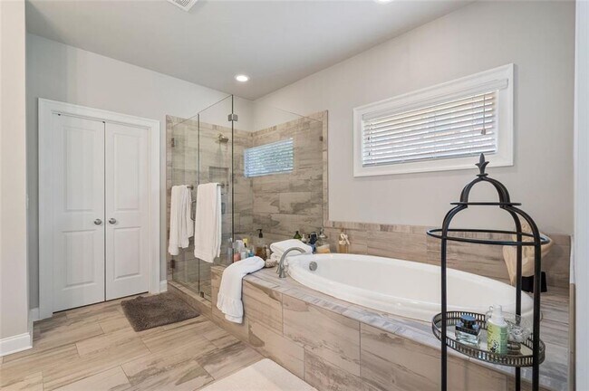 Building Photo - 3362 Bryerstone Cir SE