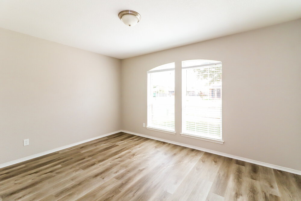 Building Photo - 2504 Wakecrest Dr