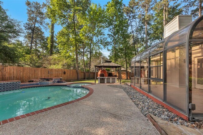Building Photo - 26 Willow Point Pl