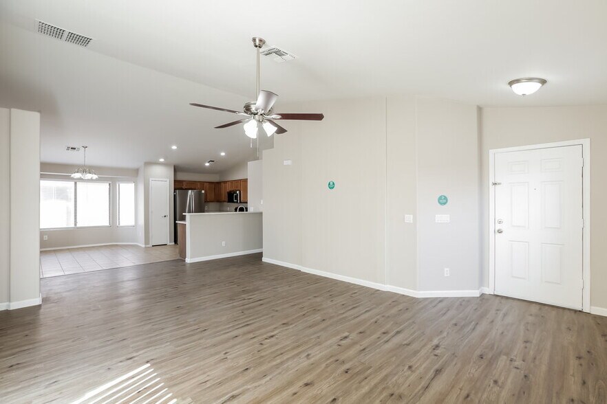 Building Photo - 4337 W St Kateri Dr