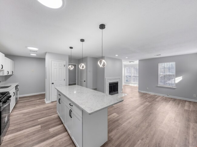 Building Photo - 104 Chase Ridge Dr