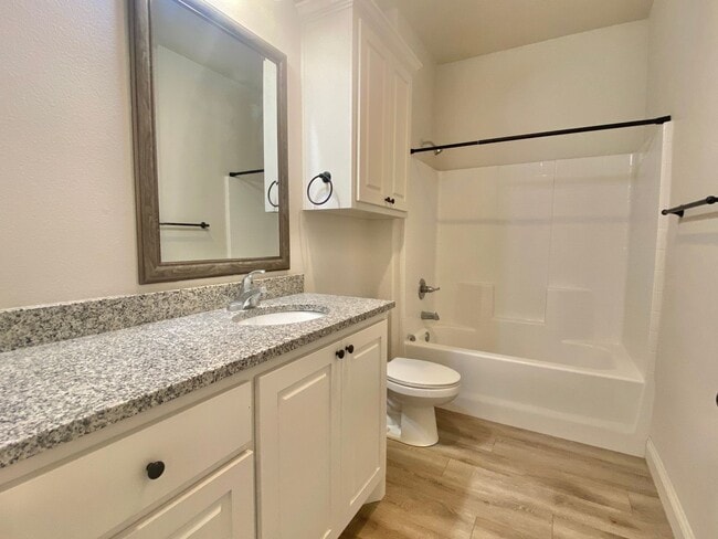 Building Photo - 1602 102nd St