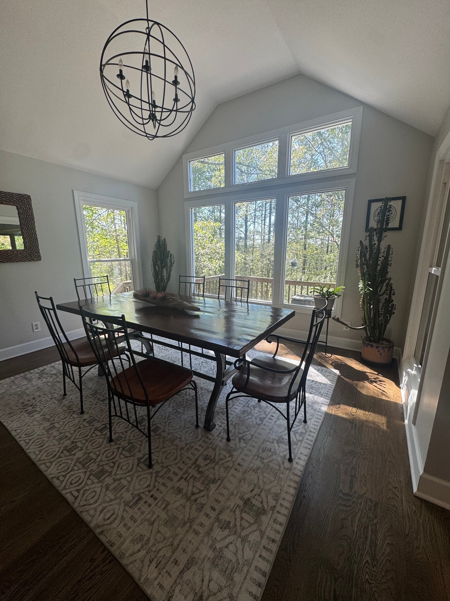 Building Photo - 585 Kings Peak Dr