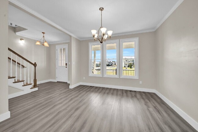 Building Photo - 15401 Adelay Ct