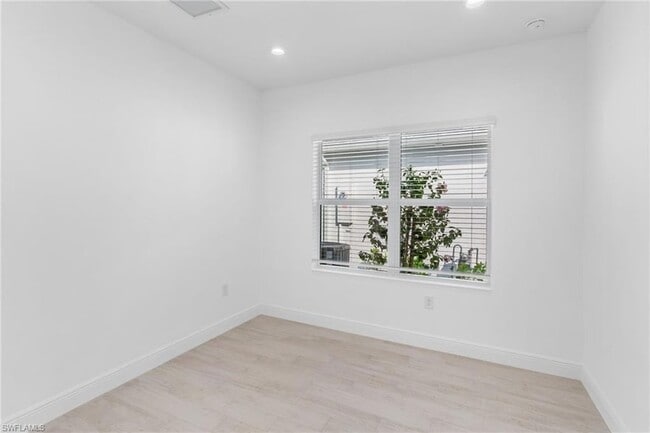 Building Photo - 4580 Skysail Dr