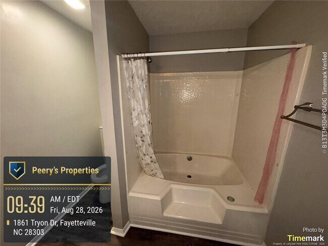 Building Photo - 1861 Tryon Dr