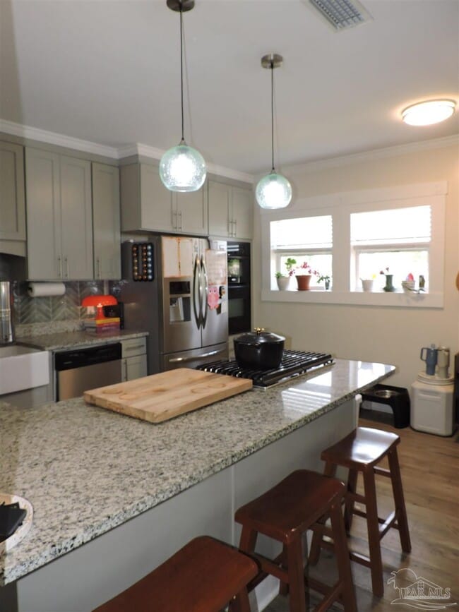 Building Photo - 19 N C St