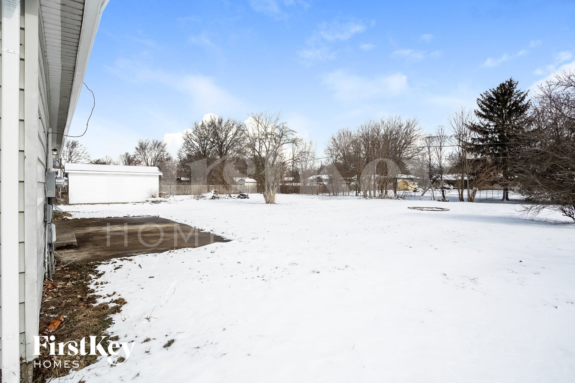 Building Photo - 439 Fox Cir
