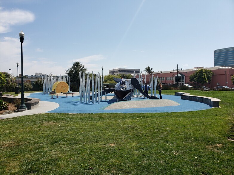 Building Photo - 6400 Christie Ave