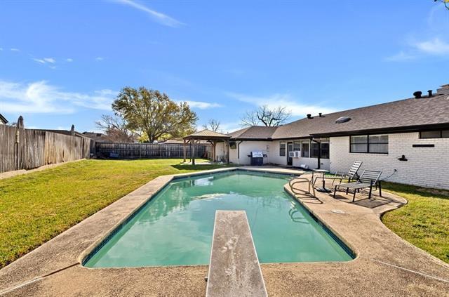 Building Photo - 2809 Wood Wind Dr