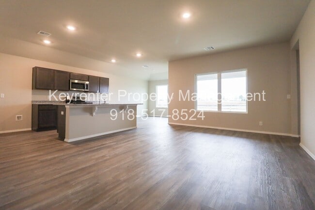 Building Photo - New Construction with Pond View! 4 Bed 2 Bath Broken Arrow