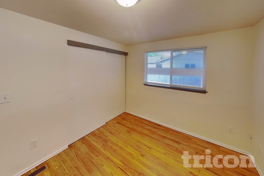 Building Photo - 30466 3rd Ave S