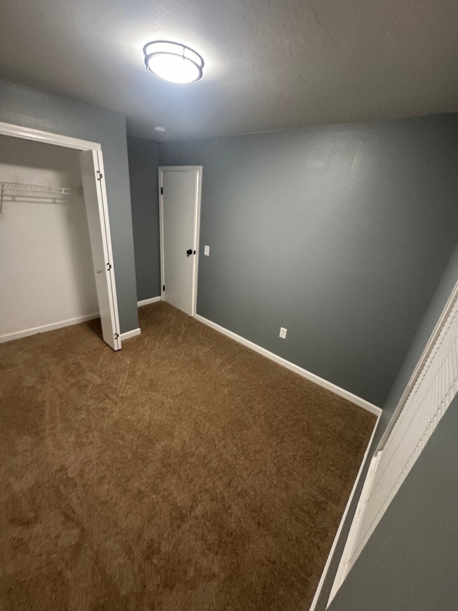 Building Photo - 11 Commercial St