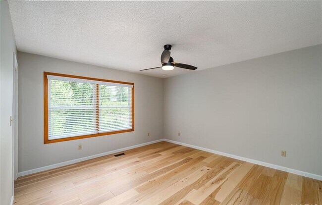Building Photo - Ranch 3BR-2BA Single-Family House - Washington MO 63090