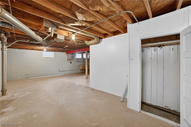 Building Photo - 10204 McCracken Rd