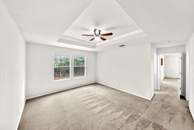 Building Photo - Charming 4-Bedroom Sanctuary - Spacious Living Awaits